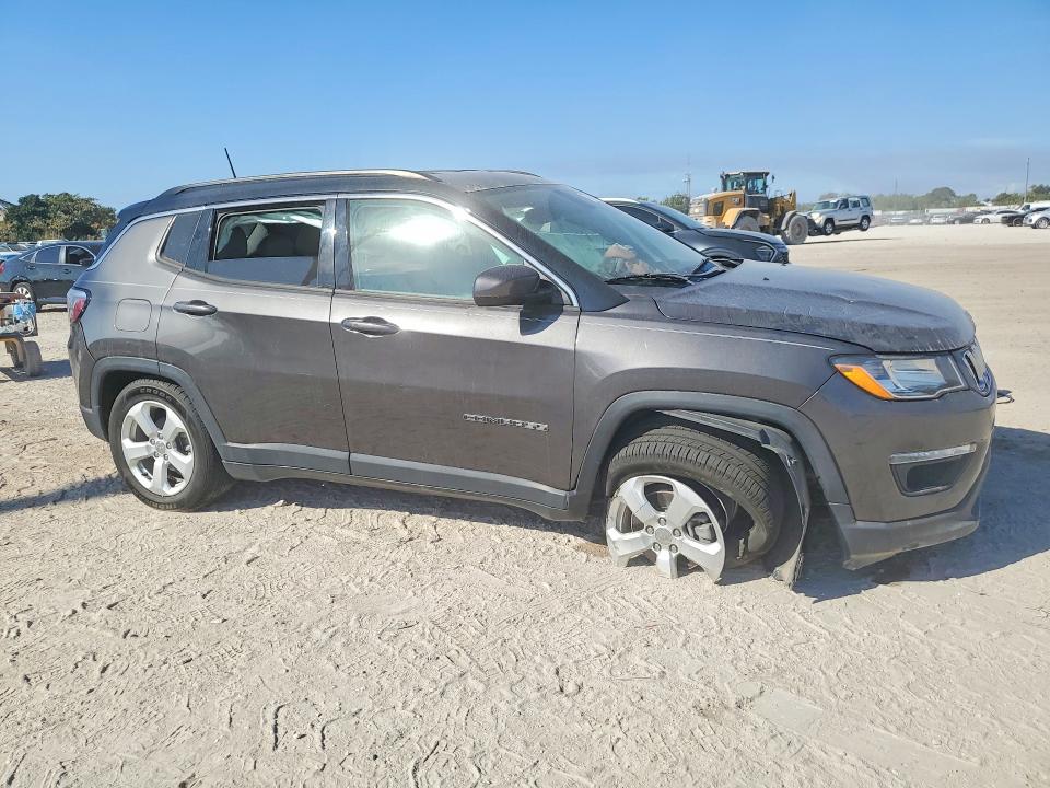 2018 Jeep Compass VIN 3C4NJCBB5JT256996 COPART salvage auction — FRONT END, Fl - Cert Of Title Slvg Rebuildable, sold $3,550 on 2026-07-16 (photo 4)