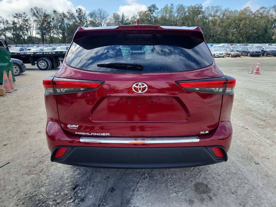2022 Toyota Highlander VIN 5TDGZRAH9NS550993 COPART salvage auction — FRONT END, Fl - Certificate Of Destruction, sold $11,200 on 2026-07-14 (photo 6)