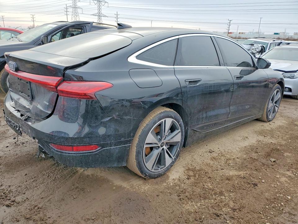 2025 Audi A6 VIN WAU2DAGH2SA016483 COPART salvage auction — REAR END, Il - Salvage Certificate, sold $27,500 on 2026-07-07 (photo 3)
