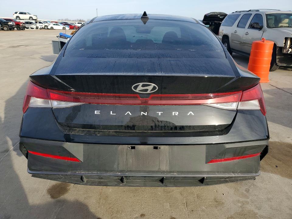 2025 Hyundai Elantra VIN KMHLL4DG3SU074250 COPART salvage auction — SIDE, Salvage Title, sold $4,900 on 2026-07-13 (photo 6)