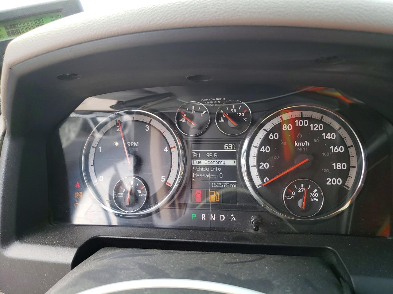 2011 Dodge Ram 3500 VIN 3D73Y4CL0BG512557 COPART salvage auction — Side, ON - PERMIT NO BRAND - UNFIT, sold $2,000 on 2026-06-01 (photo 9)