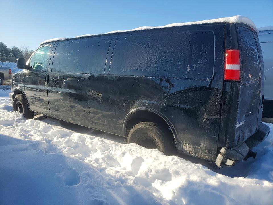 2021 Gmc Savana VIN 1GTZ7HF74M1313025 COPART salvage auction — MINOR DENT/SCRATCHES, MA - CERT OF TITLE-SALVAGE, sold $7,985 on 2026-07-29 (photo 2)