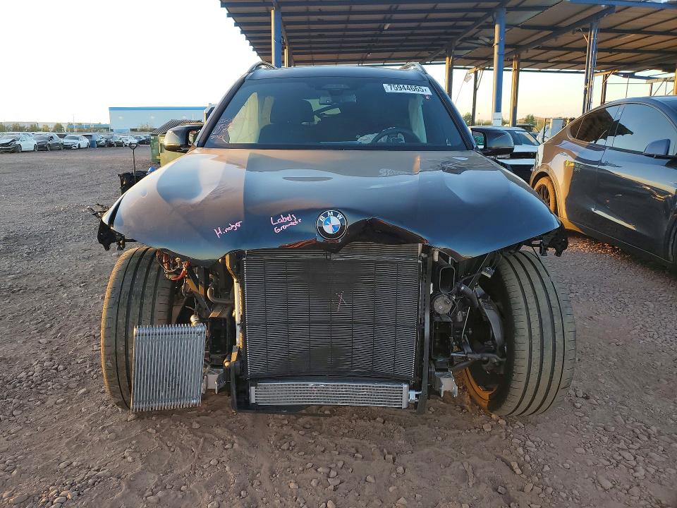 2024 BMW X7 VIN 5UX33EM04R9V48943 COPART salvage auction — FRONT END, AZ - CERT OF TITLE - SALVAGE, sold $42,000 on 2026-07-14 (photo 5)