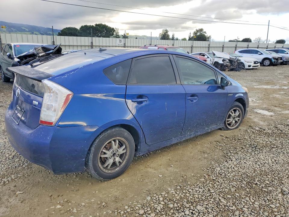 2010 Toyota Prius VIN JTDKN3DU7A1242255 COPART salvage auction — VANDALISM, CA - SALVAGE CERTIFICATE, sold $525 on 2026-07-14 (photo 3)