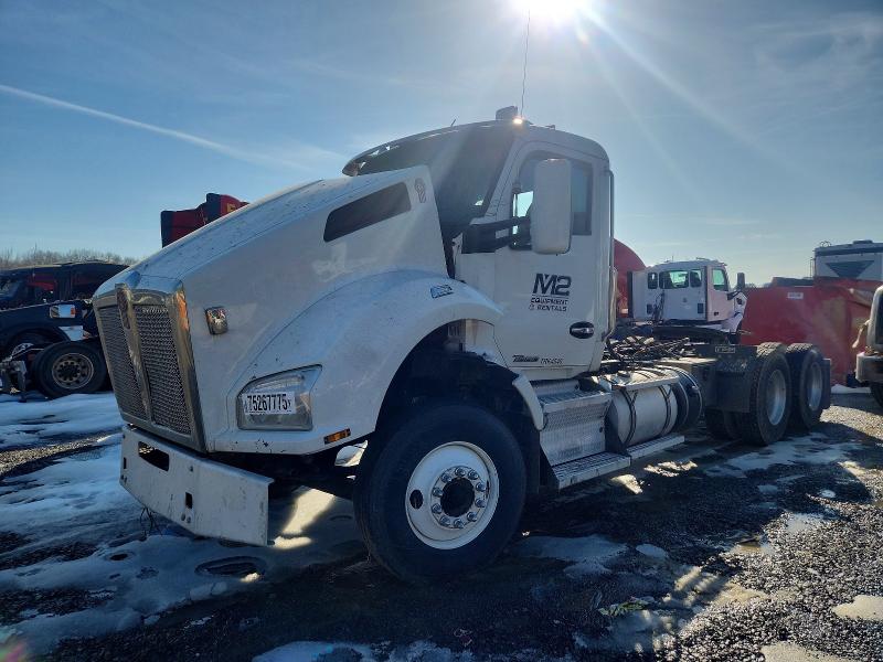 2020 Kenworth T880 VIN 1XKZDP9X8LJ424548 COPART salvage auction — FRONT END, AR - CERTIFICATE OF TITLE, sold $11,200 on 2026-07-07 (photo 2)