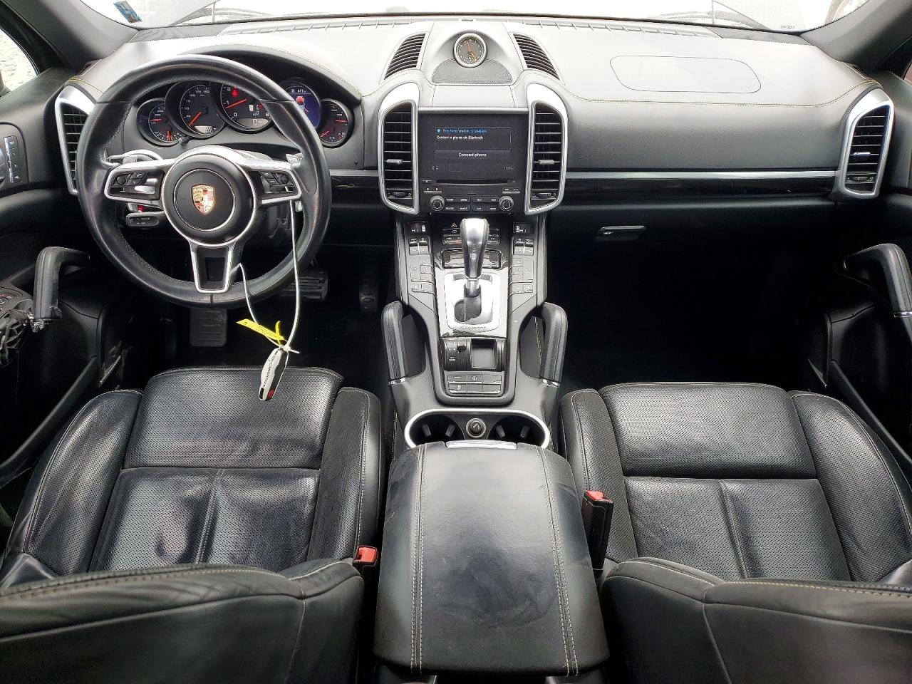 2017 Porsche Cayenne VIN WP1AA2A21HKA86236 COPART salvage auction — Side, TN - SALVAGE CERTIFICATE, sold $4,800 on 2026-07-07 (photo 8)