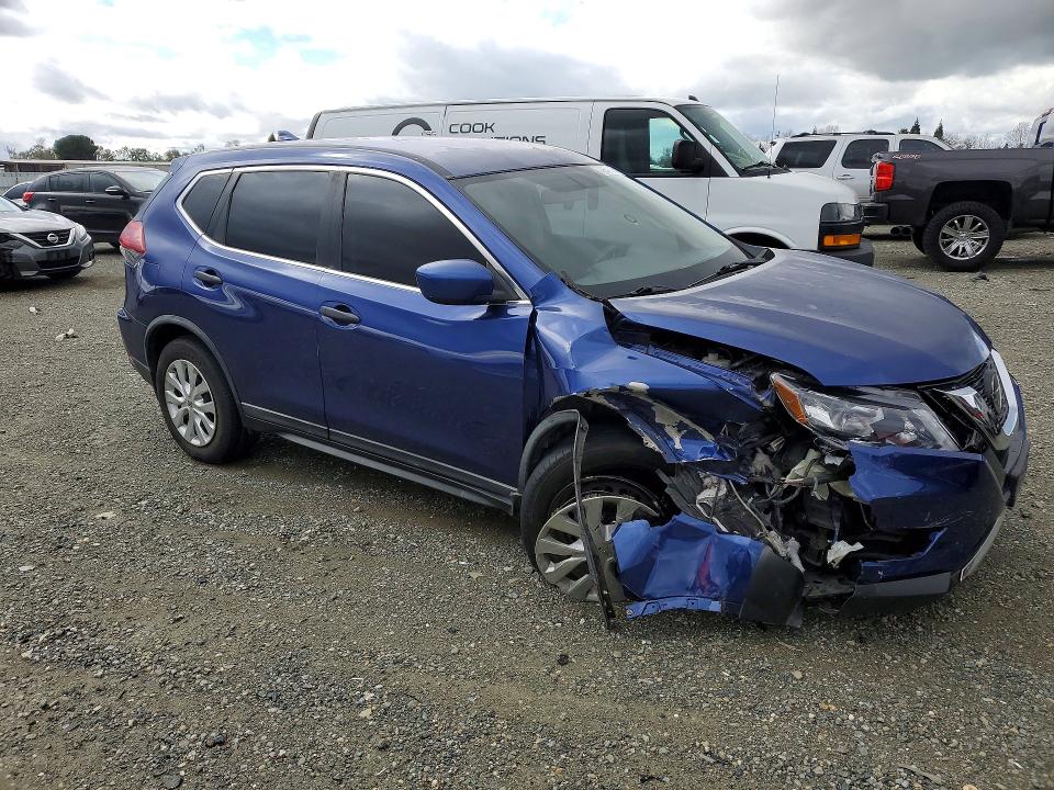 2018 Nissan Rogue VIN KNMAT2MT8JP568419 COPART salvage auction — FRONT END, Sc - Salvage Title, sold $1,000 on 2026-07-21 (photo 4)