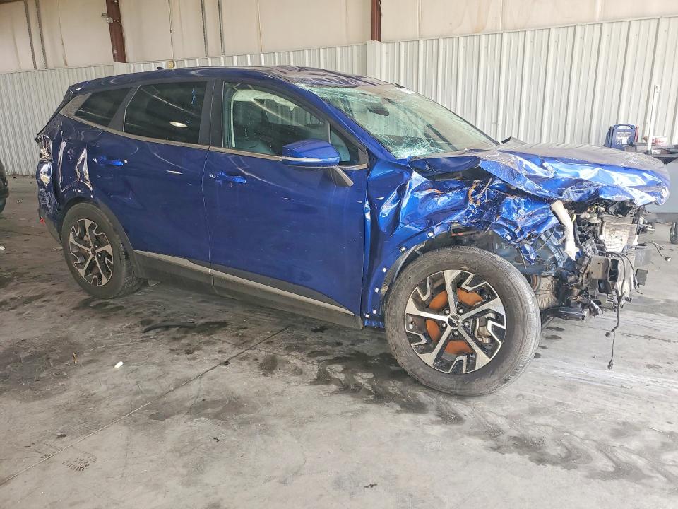 2024 Kia Sportage VIN 5XYK33DF9RG186211 COPART salvage auction — ROLLOVER, CA - DIS/DLR/EXP ONLY CLEAN TITLE, sold $4,000 on 2026-07-27 (photo 4)