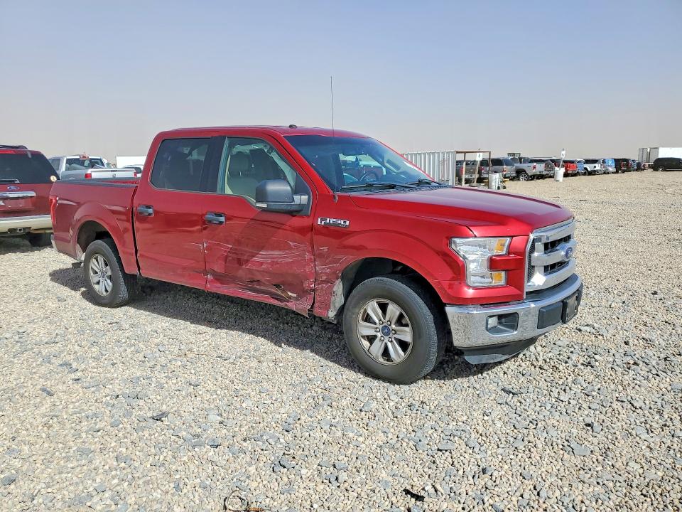 2016 Ford F-150 lightning VIN 1FTEW1CF8GKE72259 COPART salvage auction — SIDE, Tx - Salvage Vehicle Title, sold $8,300 on 2026-08-18 (photo 4)