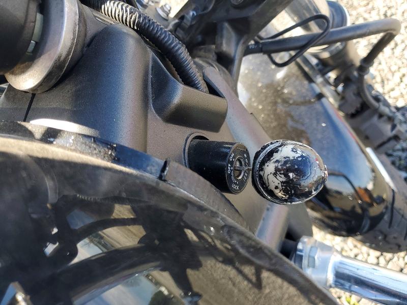 2005 Yamaha VIN JYAVP11E95A065279 COPART salvage auction — ALL OVER, Id - Salvage Certificate Of Title, sold $15 on 2026-07-16 (photo 8)