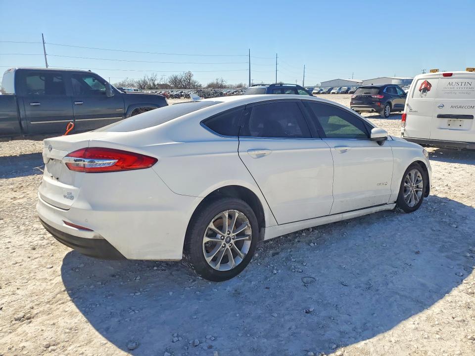 2019 Ford Fusion VIN 3FA6P0LU4KR104987 COPART salvage auction — FRONT END, Tx - Salvage Vehicle Title, sold $1,400 on 2026-07-02 (photo 3)