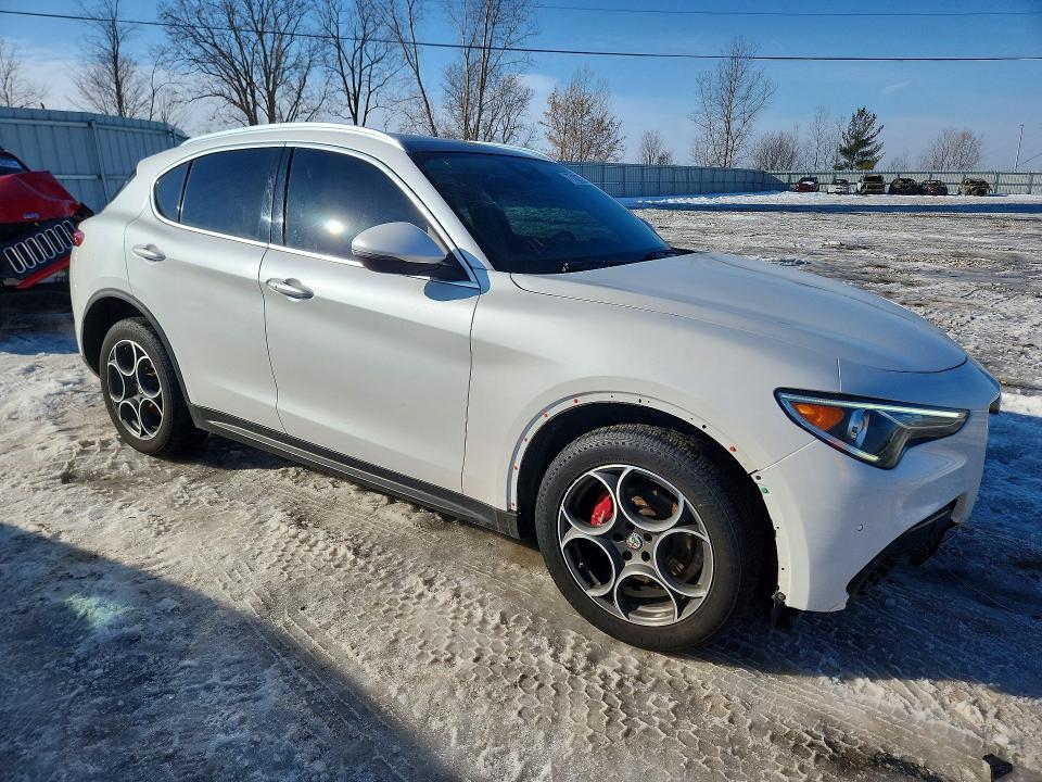 2018 Alfa romeo Stelvio VIN ZASFAKRN3J7B59581 COPART salvage auction — FRONT END, Mi - Cert Of Title-Salvage Vehicle, sold $6,400 on 2026-08-13 (photo 4)