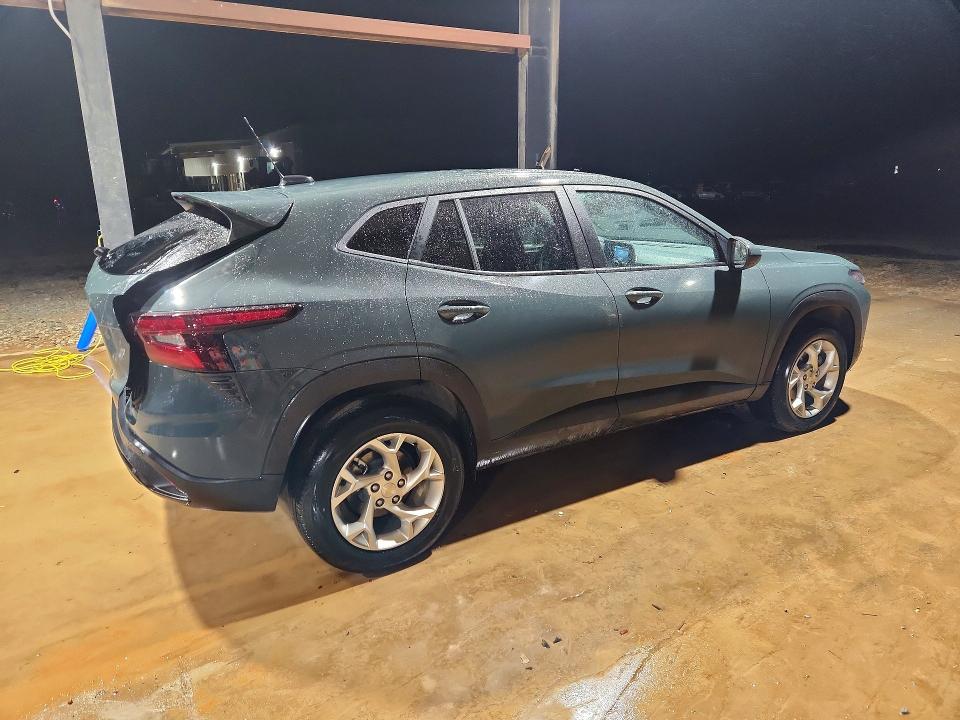 2025 Chevrolet Trax VIN KL77LFEP4SC344914 COPART salvage auction — REAR END, Al - Cert Of Title-Salvage Title, sold $5,900 on 2026-07-29 (photo 3)