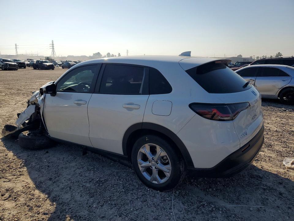 2023 Honda Hr-v VIN 3CZRZ2H35PM746145 COPART salvage auction — FRONT END, Tx - Salvage Vehicle Title, sold $4,050 on 2026-07-02 (photo 2)
