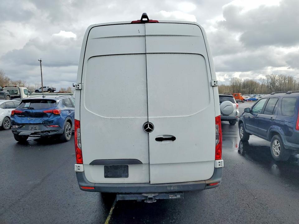 2021 Mercedes-benz Sprinter VIN W1Y4DCHY1MT046597 COPART salvage auction — SIDE, Or - Salvage Title Certificate, sold $14,100 on 2026-07-15 (photo 6)