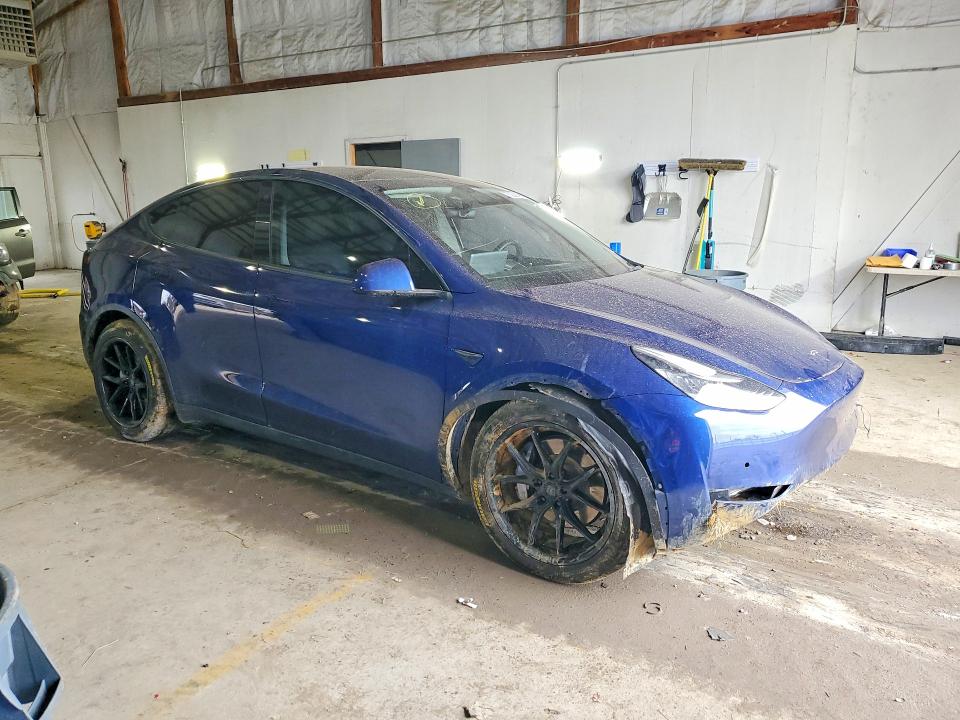2021 Tesla Model y VIN 5YJYGDEE3MF069010 COPART salvage auction — UNDERCARRIAGE, Ky - Cert Of Title-Salvage, sold $7,400 on 2026-07-13 (photo 4)
