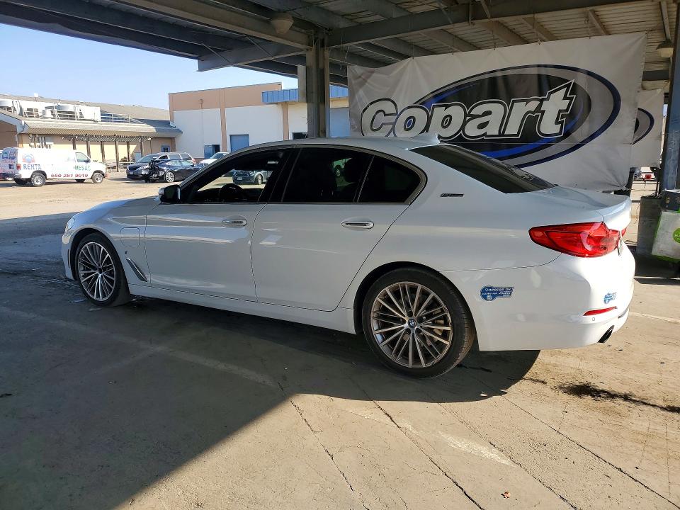 2018 BMW 5er VIN WBAJB1C57JB374801 COPART salvage auction — MINOR DENT/SCRATCHES, Mt - Dis/Dlr/Exp Only Clean Title, sold $7,200 on 2026-07-28 (photo 2)