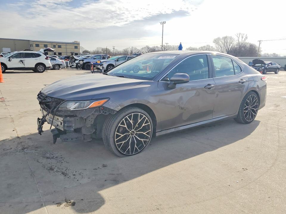 2018 Toyota Camry VIN 4T1B11HK9JU064349 COPART salvage auction — Front End, TX - SALVAGE VEHICLE TITLE, sold $4,100 on 2026-07-09 (photo 1)