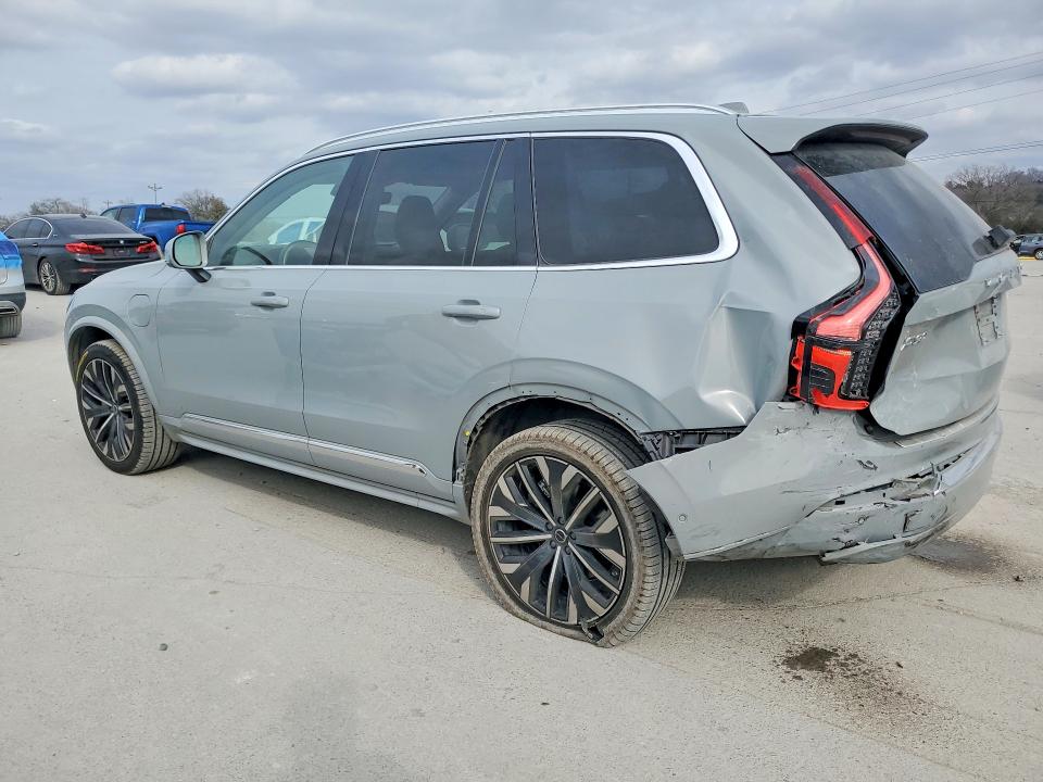 2025 Volvo Xc90 VIN YV4H60PG0S1388197 COPART salvage auction — REAR END, Tn - Salvage Certificate, sold $41,000 on 2026-07-15 (photo 2)