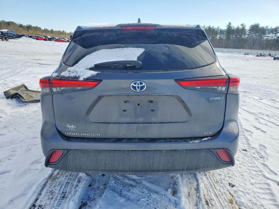 2023 Toyota VIN 5TDKBRCH8PS598922 COPART salvage auction — ROLLOVER, Me - Cert Of Title-Salvage Collisio, sold $2,100 on 2026-07-08 (photo 6)