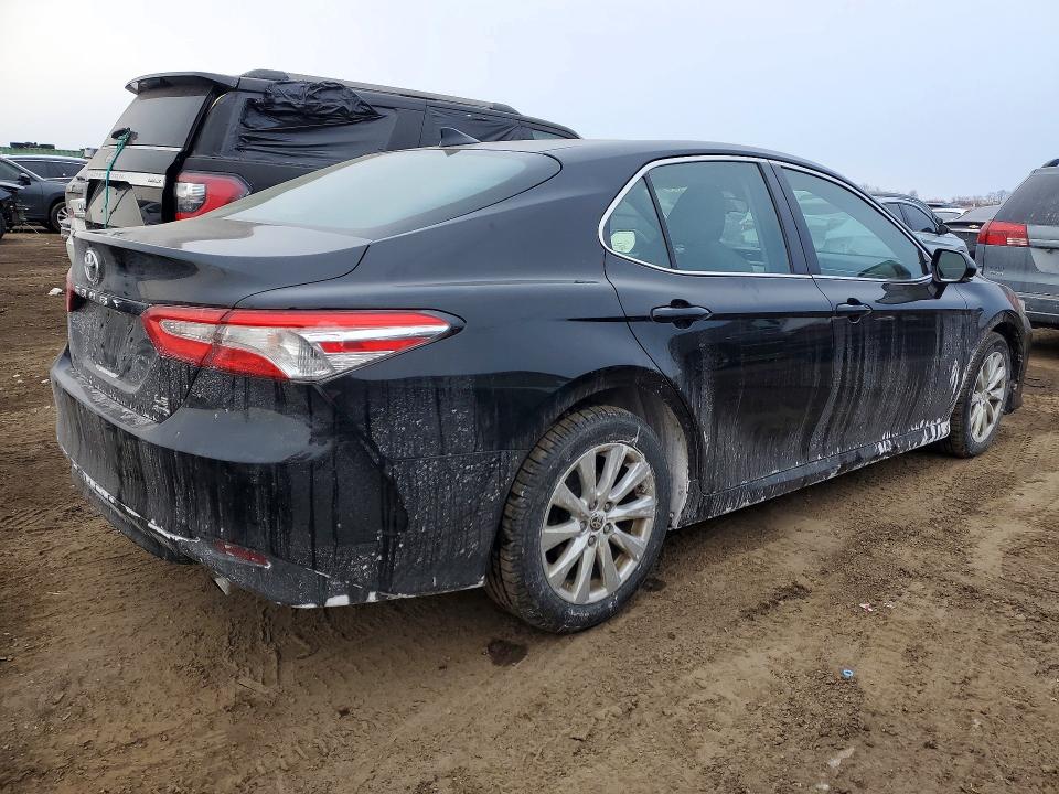 2020 Toyota Camry VIN 4T1C11BK3LU010092 COPART salvage auction — FRONT END, Il - Salvage Certificate, sold $8,000 on 2026-07-30 (photo 3)