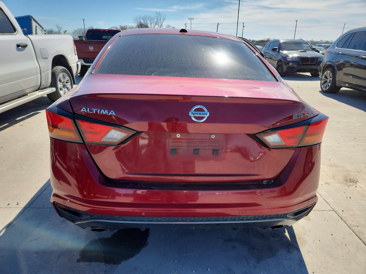 2022 Nissan Altima VIN 1N4BL4CV2NN349594 COPART salvage auction — Side, TX - SALVAGE VEHICLE TITLE, sold $1,600 on 2026-07-02 (photo 6)