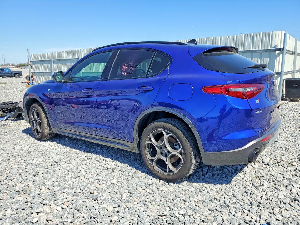 2022 Alfa romeo Stelvio VIN ZASPAKBN2N7D48761 COPART salvage auction — FRONT END, Salvage Title, sold $9,900 on 2026-08-18 (photo 2)