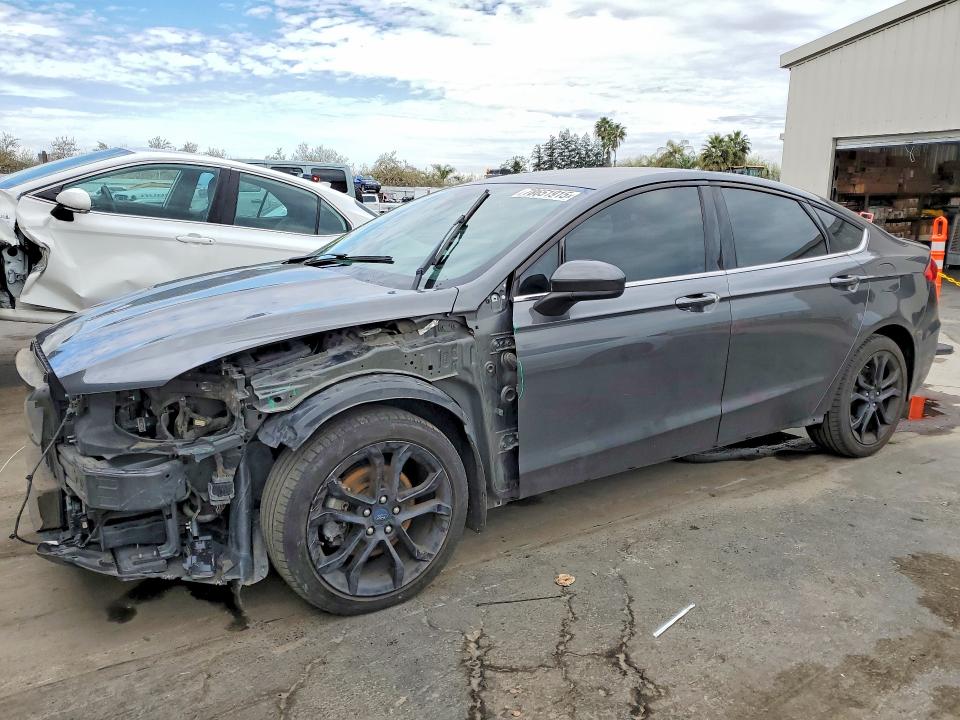 2019 Ford Fusion VIN 3FA6P0HD7KR179305 — COPART salvage auction photo