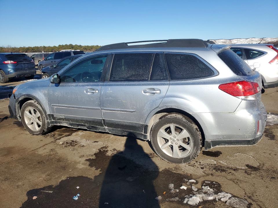 2014 Subaru Outback VIN 4S4BRBEC1E3295110 COPART salvage auction — FRONT END, Ny - Certificate Of Title, sold $750 on 2026-07-20 (photo 2)