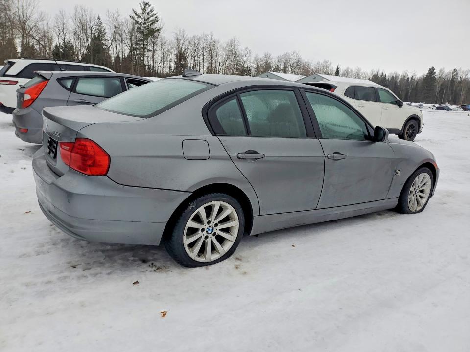 2011 BMW 3 series VIN WBAPK7G58BNN78000 COPART salvage auction — FRONT END, ON - PERMIT NO BRAND - UNFIT, sold $350 on 2026-07-28 (photo 3)