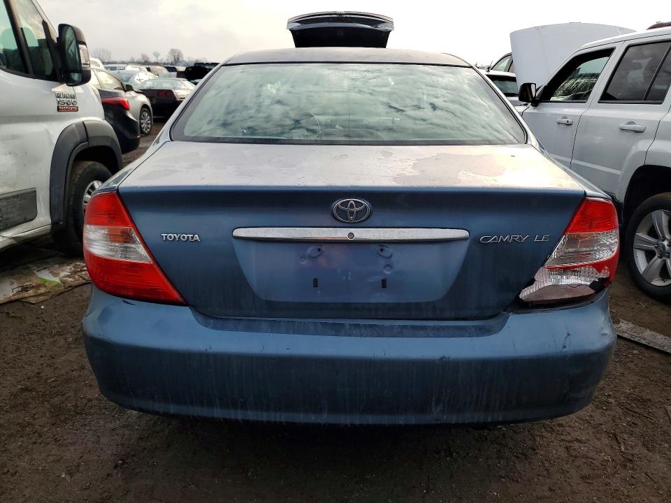 2004 Toyota Camry VIN 4T1BE30KX4U844442 COPART salvage auction — FRONT END, Il - Certificate Of Title, sold $425 on 2026-07-09 (photo 6)