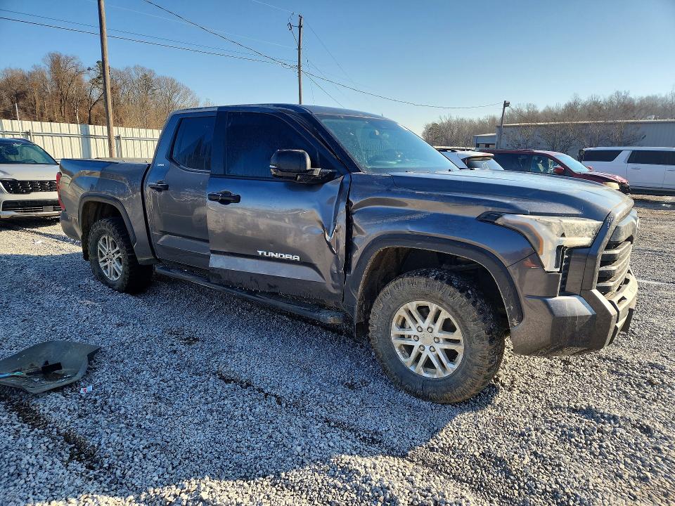 2024 Toyota Tundra VIN 5TFLA5DB7RX166670 COPART salvage auction — SIDE, Ms - Cert Of Title-Salvaged, sold $17,100 on 2026-07-08 (photo 4)