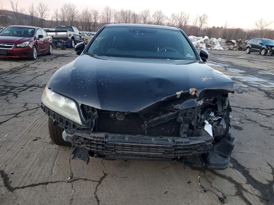 2014 Honda Accord VIN 1HGCT2B82EA001527 COPART salvage auction — FRONT END, ID - SALVAGE CERTIFICATE OF TITLE, sold $925 on 2026-07-02 (photo 6)