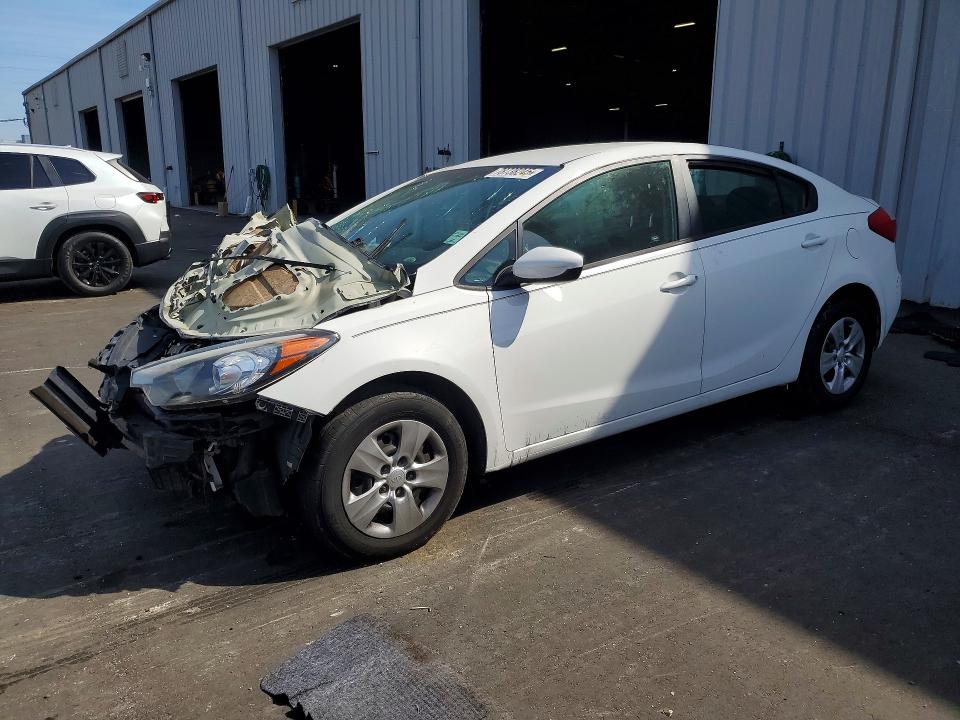 2016 Kia Forte VIN KNAFK4A60G5457836 COPART salvage auction — FRONT END, Salvage Title, sold $275 on 2026-07-15 (photo 1)