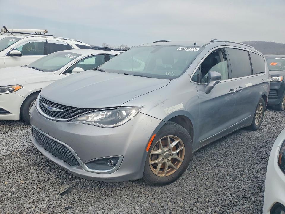 2020 Chrysler Pacifica VIN 2C4RC1BG7LR276684 COPART salvage auction — MINOR DENT/SCRATCHES, Ks - Certificate Of Title, sold $3,350 on 2026-08-17 (photo 1)