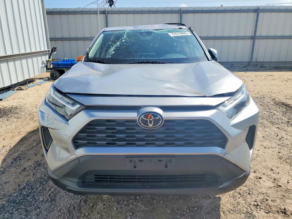 2023 Toyota Rav 4 VIN JTMK1RFVXPD097191 COPART salvage auction — ROOF, Hi - Certificate Of Salvage, sold $700 on 2026-07-20 (photo 5)