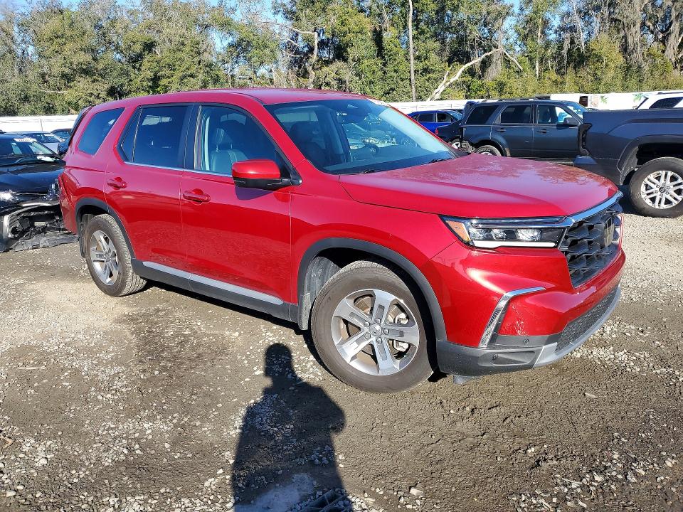 2025 Honda Pilot VIN 5FNYG2H46SB010702 COPART salvage auction — REAR END, Fl - Certificate Of Destruction, sold $11,600 on 2026-07-31 (photo 4)