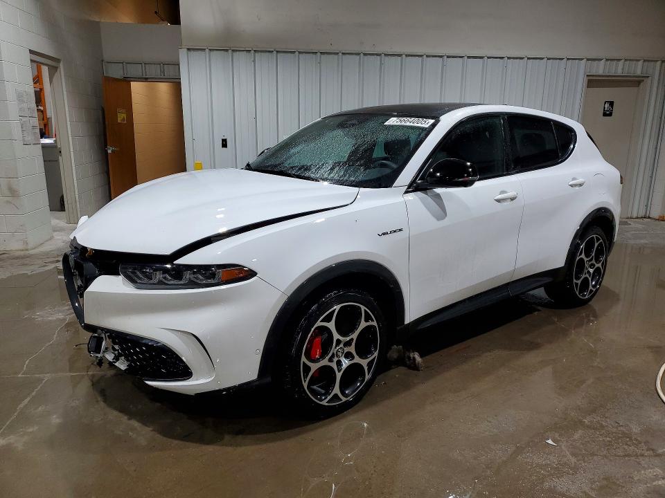 2024 Alfa romeo Tonale VIN ZASPATDW7R3059641 — COPART salvage auction photo