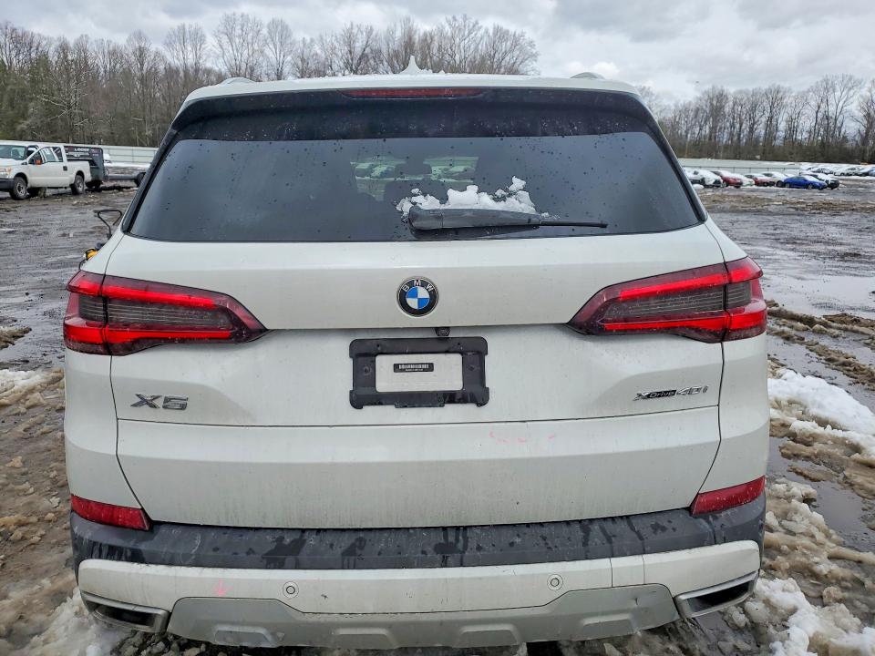 2021 BMW X5 VIN 5UXCR6C01M9E97564 COPART salvage auction — FRONT END, Md - Cert Of Salvage > 75% Damage, sold $225 on 2026-07-31 (photo 6)