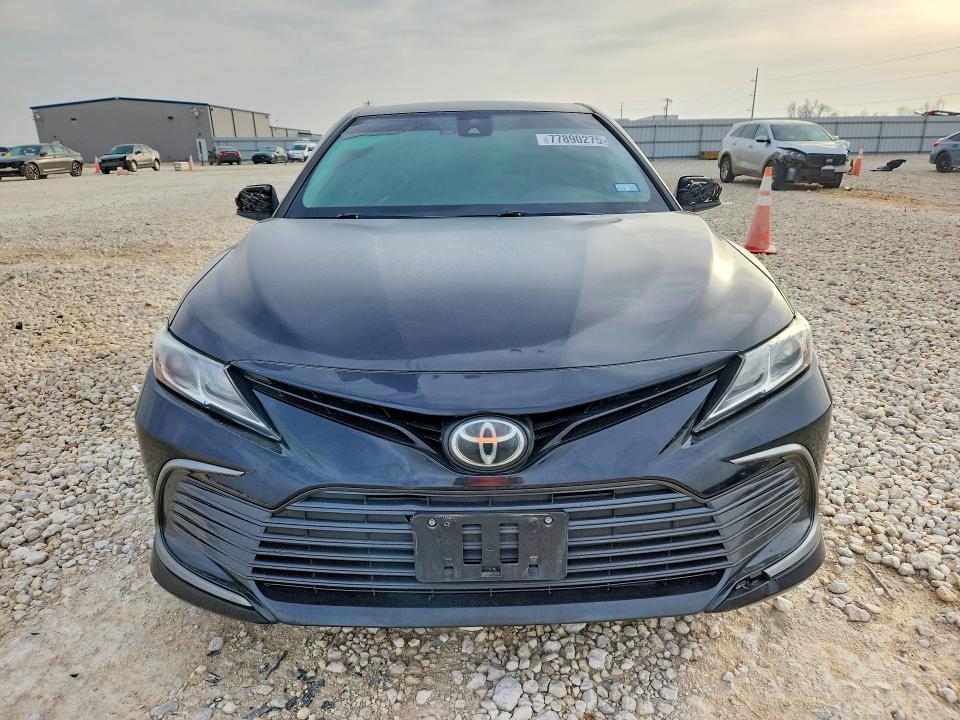 2022 Toyota Camry VIN 4T1C11AK0NU045337 COPART salvage auction — SIDE, Tx - Salvage Vehicle Title, sold $6,100 on 2026-07-02 (photo 5)