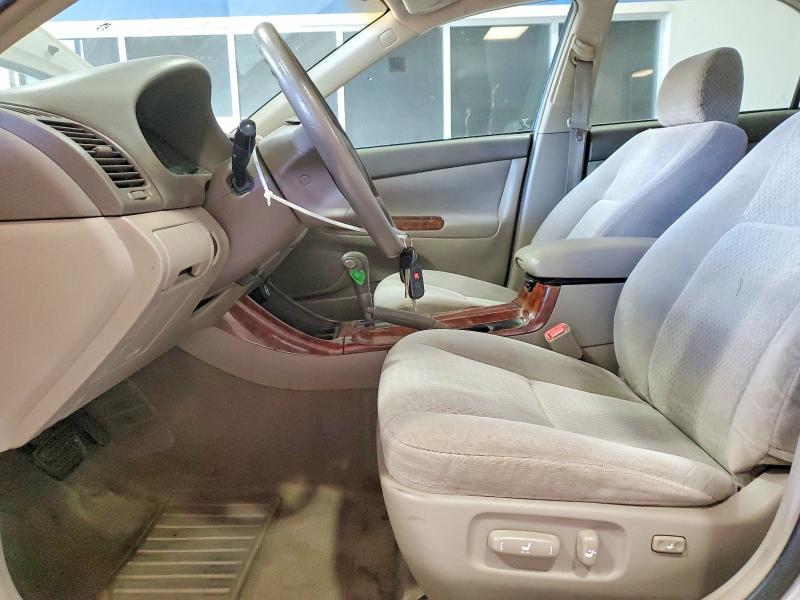 2004 Toyota Camry VIN 4T1BF30K64U585414 COPART salvage auction — FRONT END, VA - CERT OF TITLE - SALVAGE, sold $475 on 2026-07-03 (photo 7)