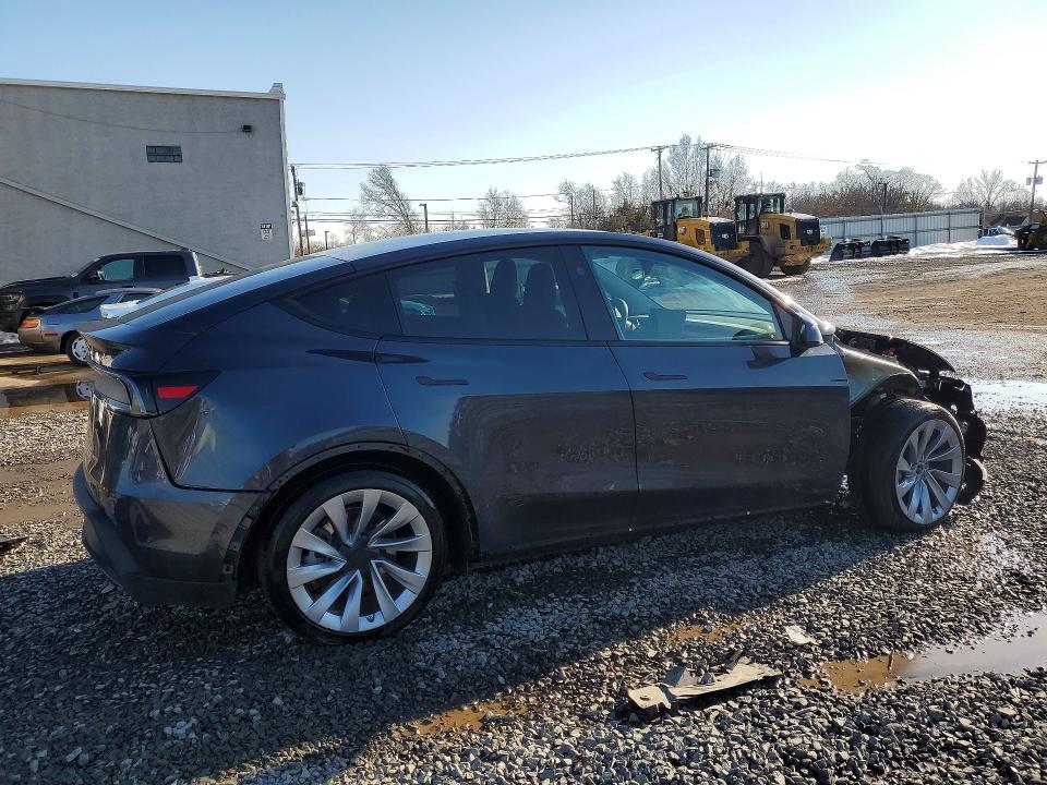 2026 Tesla Model y VIN 7SAYGDEE9TA410232 COPART salvage auction — FRONT END, Nj - Cert Of Title-Salvage, sold $23,200 on 2026-07-10 (photo 3)