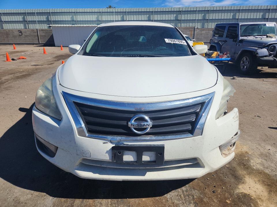 2015 Nissan Altima VIN 1N4AL3AP9FN906397 COPART salvage auction — FRONT END, Nm - Cert Of Title-Salvage, sold $550 on 2026-07-23 (photo 5)