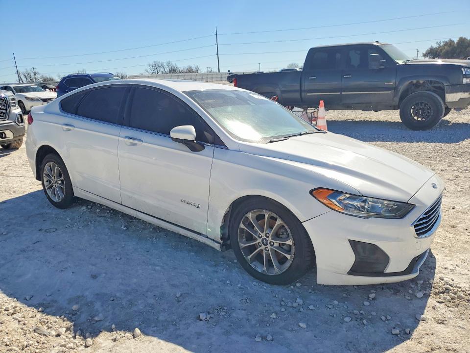 2019 Ford Fusion VIN 3FA6P0LU4KR104987 COPART salvage auction — FRONT END, Tx - Salvage Vehicle Title, sold $1,400 on 2026-07-02 (photo 4)
