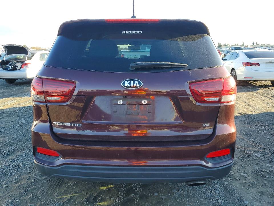 2019 Kia Sorento VIN 5XYPG4A52KG467459 COPART salvage auction — MINOR DENT/SCRATCHES, Ca - Dis/Dlr/Exp Only Clean Title, sold $1,200 on 2026-07-28 (photo 6)