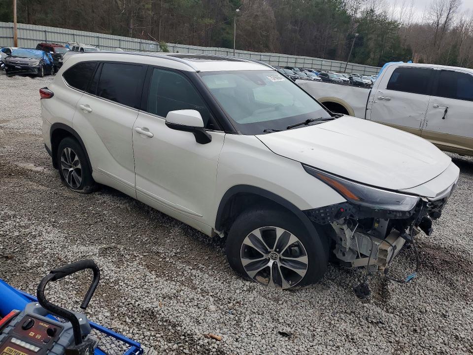 2021 Toyota Highlander VIN 5TDHZRBH3MS536542 COPART salvage auction — FRONT END, Ms - Cert Of Title-Salvaged, sold $16,500 on 2026-07-15 (photo 4)