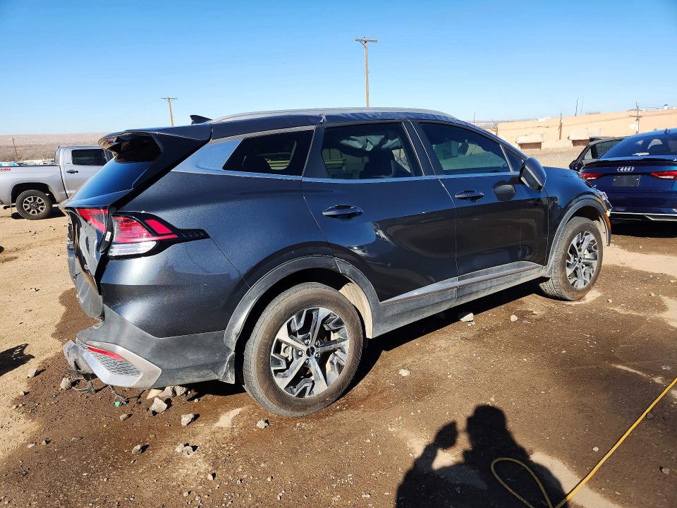2023 Kia Sportage VIN KNDPVCAF5P7125856 COPART salvage auction — ROLLOVER, Nm - Cert Of Title-Salvage, sold $3,250 on 2026-07-09 (photo 3)