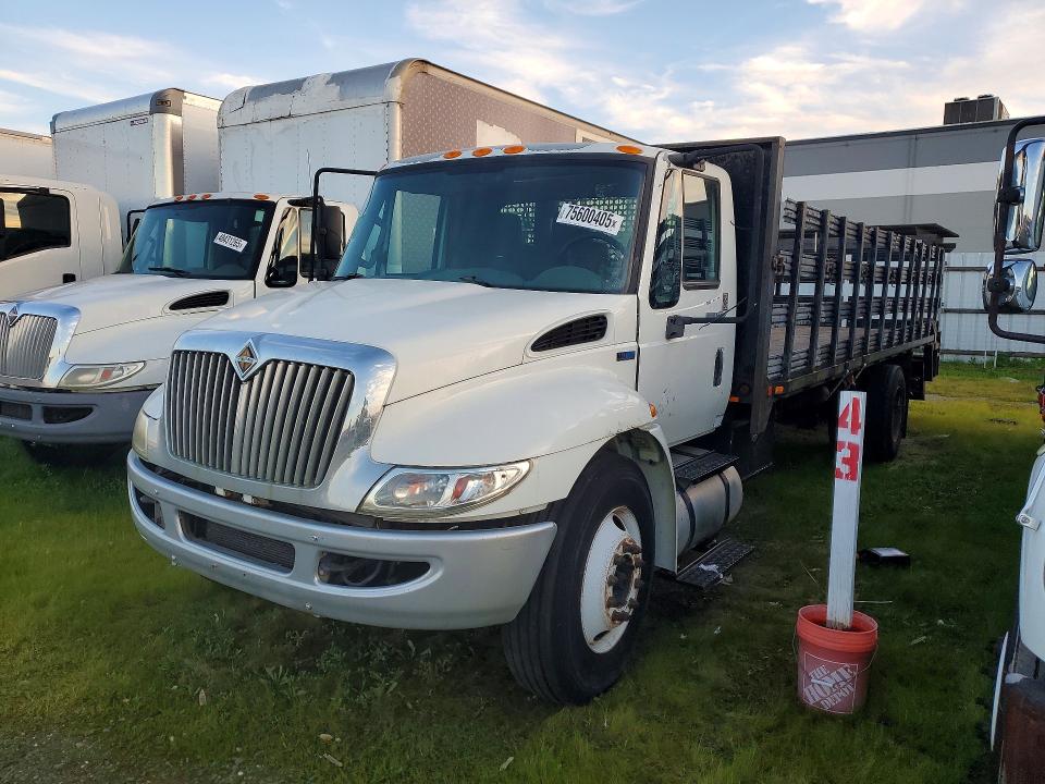 2013 International VIN 1HTMMAAL1DH183729 COPART salvage auction — SIDE, Ca - Dis/Dlr/Exp Only Clean Title (P), sold $8,750 on 2026-09-15 (photo 1)
