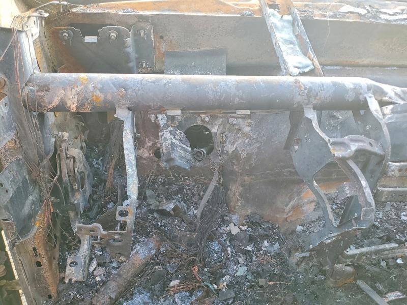 2015 Ram 3500 VIN 3C7WRTAL3FG638213 COPART salvage auction — BURN, Ks - Non-Repairable Vehicle Certifi, sold $100 on 2026-07-22 (photo 9)