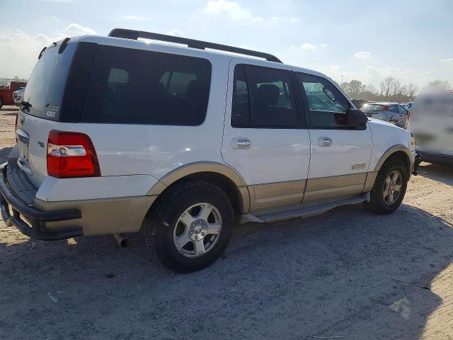2007 Ford Expedition VIN 1FMFU17547LA71454 COPART salvage auction — NORMAL WEAR, MI - CERTIFICATE OF TITLE, sold $725 on 2026-07-02 (photo 3)